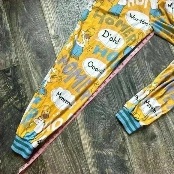 Homer Simpson PJ Pants - Picture 8 of 9